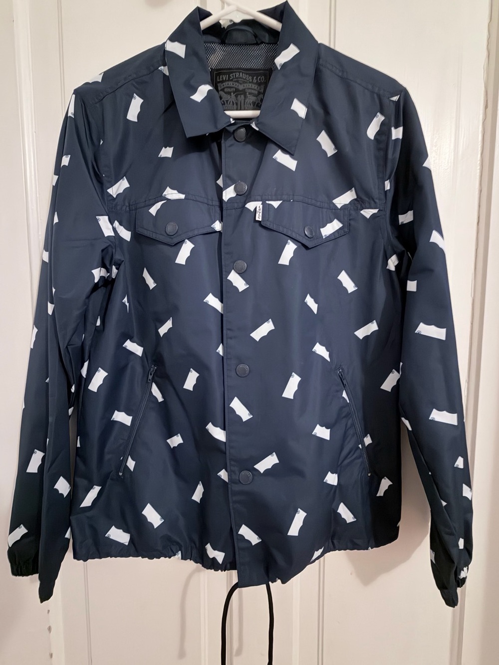 Levi's Men's (Traditional Style) Dark Blue WindBreaker/Rain Jacket